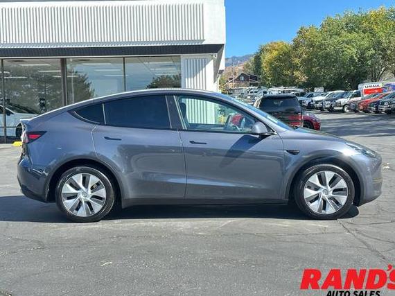 TESLA MODEL Y 2023 7SAYGDEE7PA127639 image